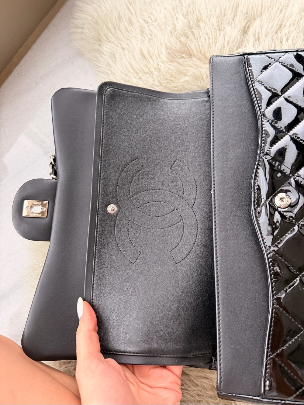 CHANEL Black Quilted Patent Leather Shoulder Bag with Silver Chain - Picture 2 of 13